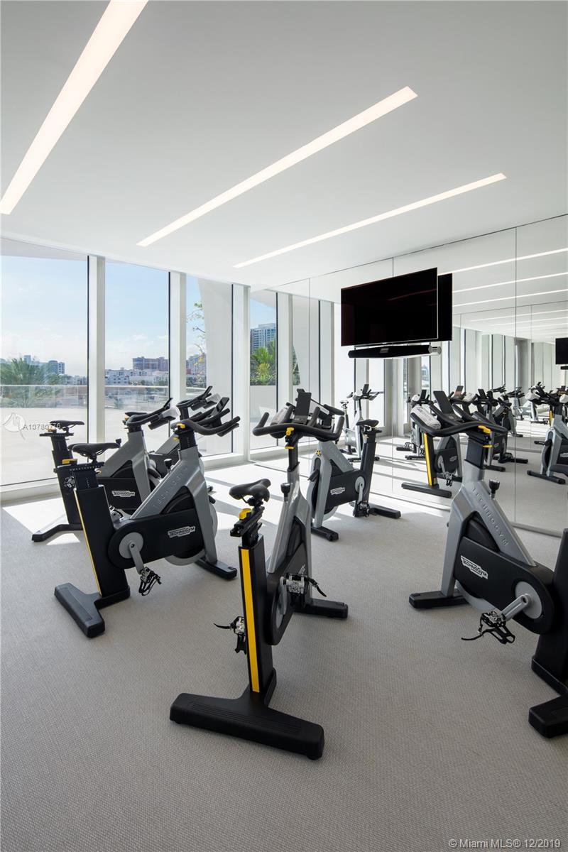 JADE SIGNATURE CONDO - Residential