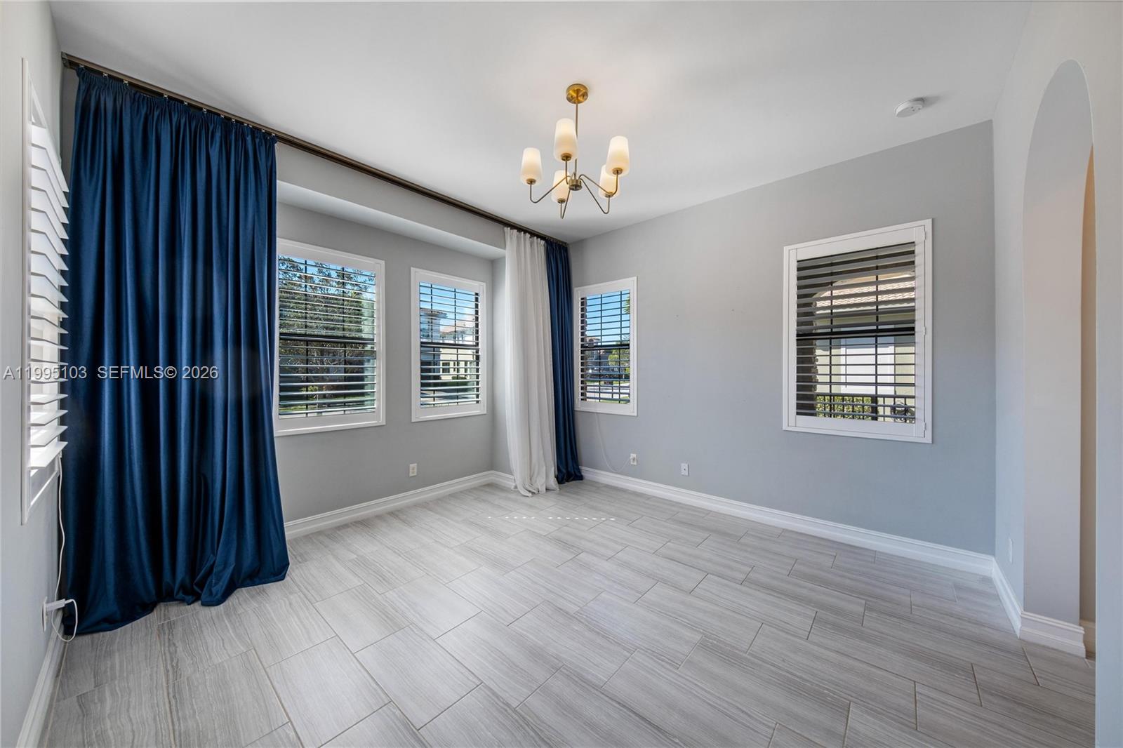 BRUSCHI PROPERTY - Residential