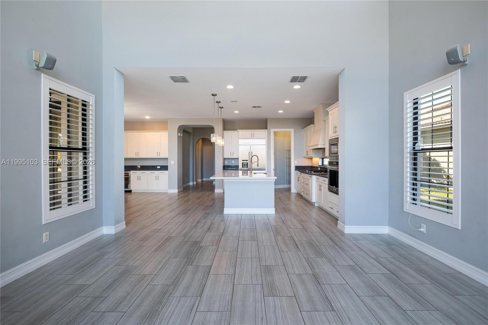 BRUSCHI PROPERTY - Residential