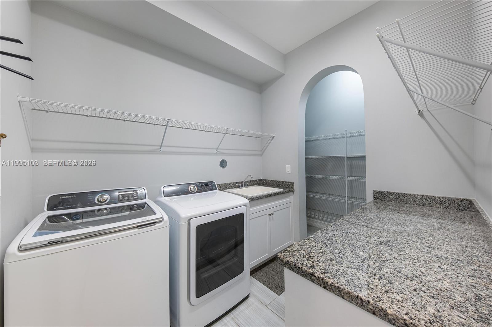 BRUSCHI PROPERTY - Residential