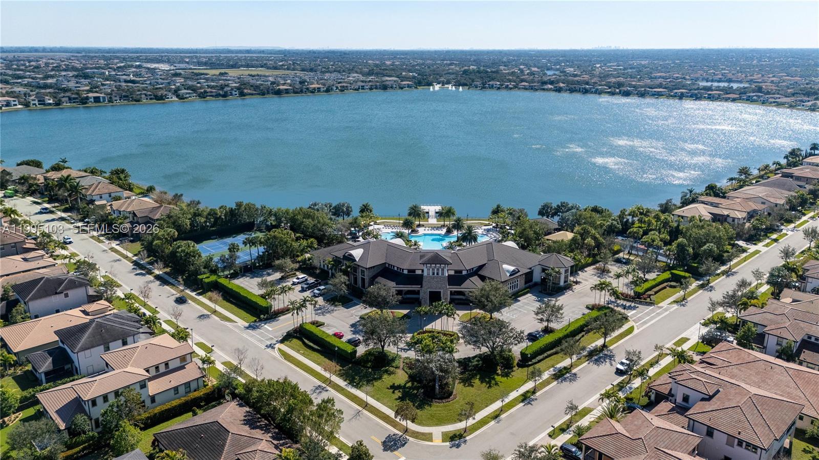 BRUSCHI PROPERTY - Residential