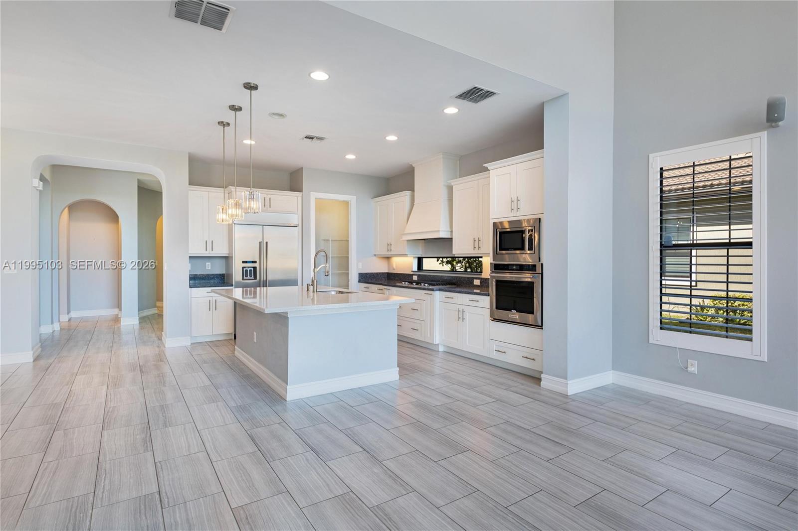 BRUSCHI PROPERTY - Residential