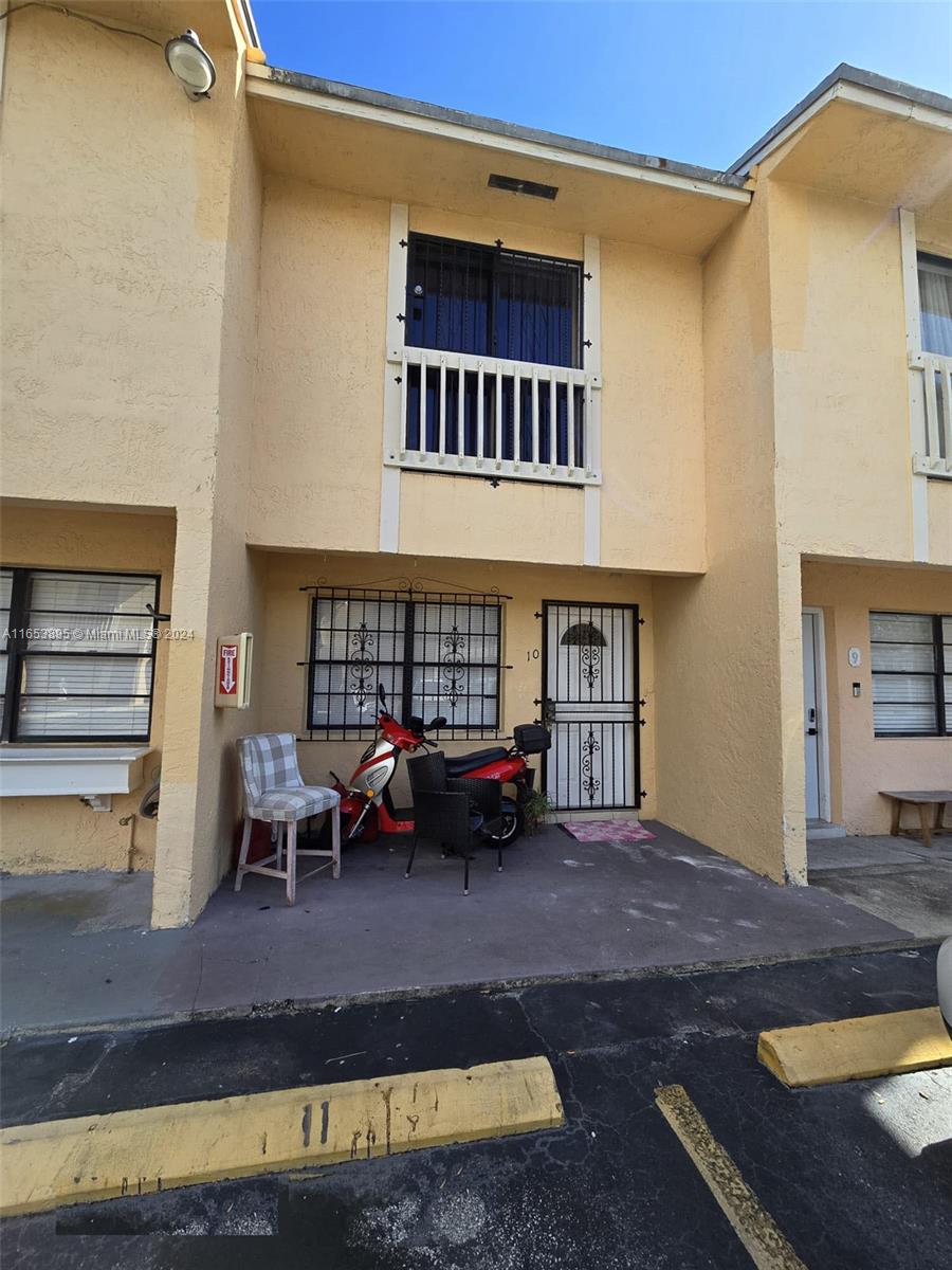 Nice townhome in the heart of Hialeah in ALHAMBRA, with private patio, Washer and Dryer inside the unit, 2 story. Centrally located. Near schools and shopping center. This is a great starter home. Investors are also welcome. Ease to show. Association HAS RESERVES POSSIBLE FINANCING WITH 5% DOWN.