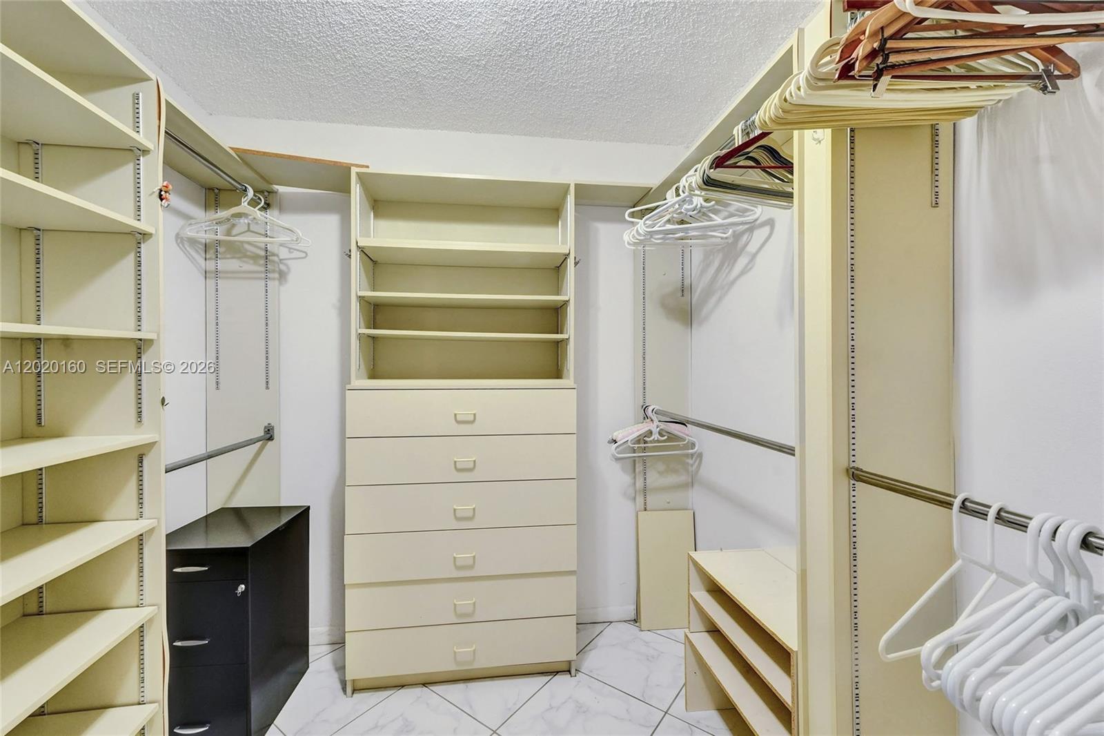 MALAGA TOWERS CONDO - Residential