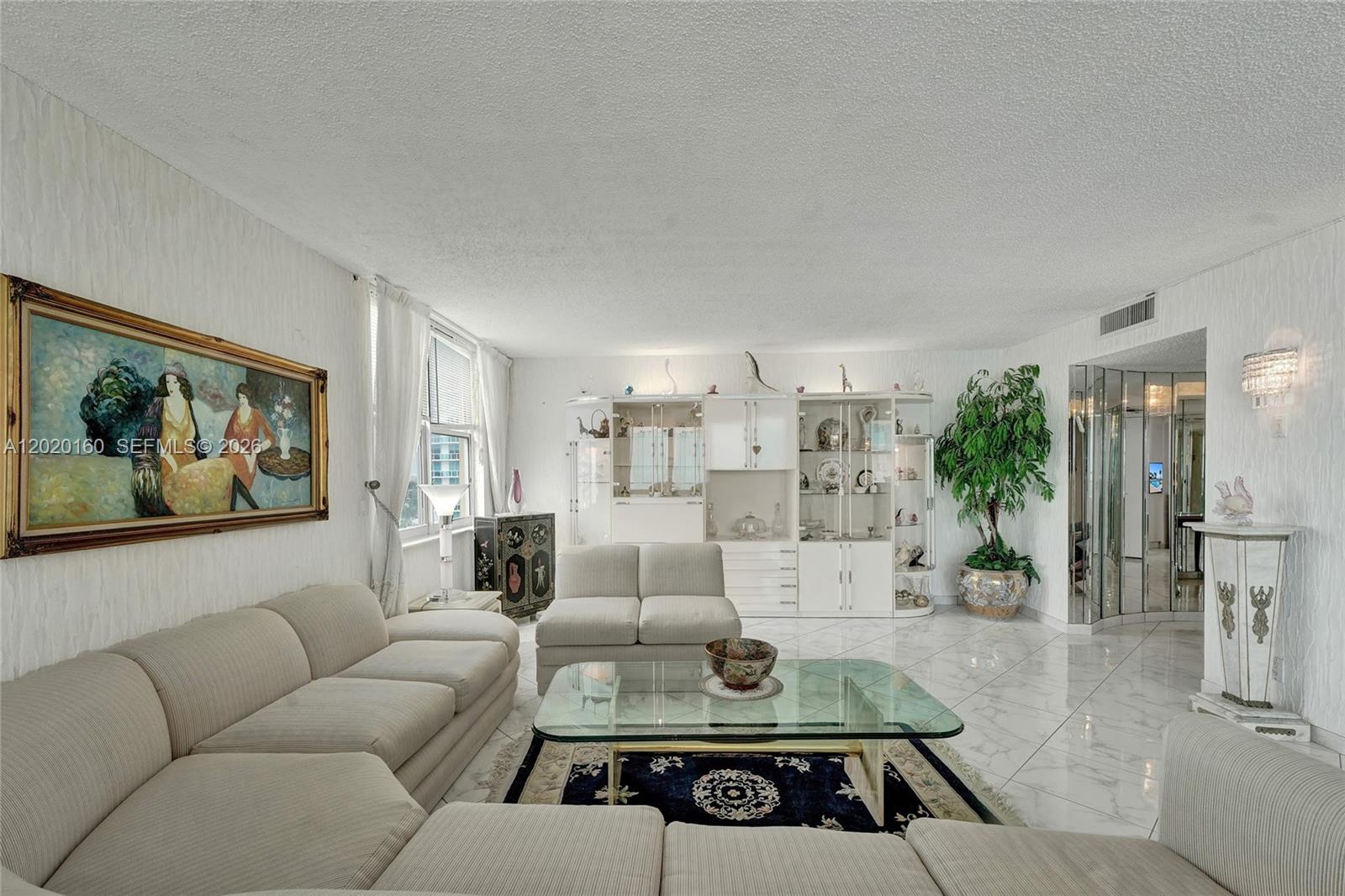 MALAGA TOWERS CONDO - Residential