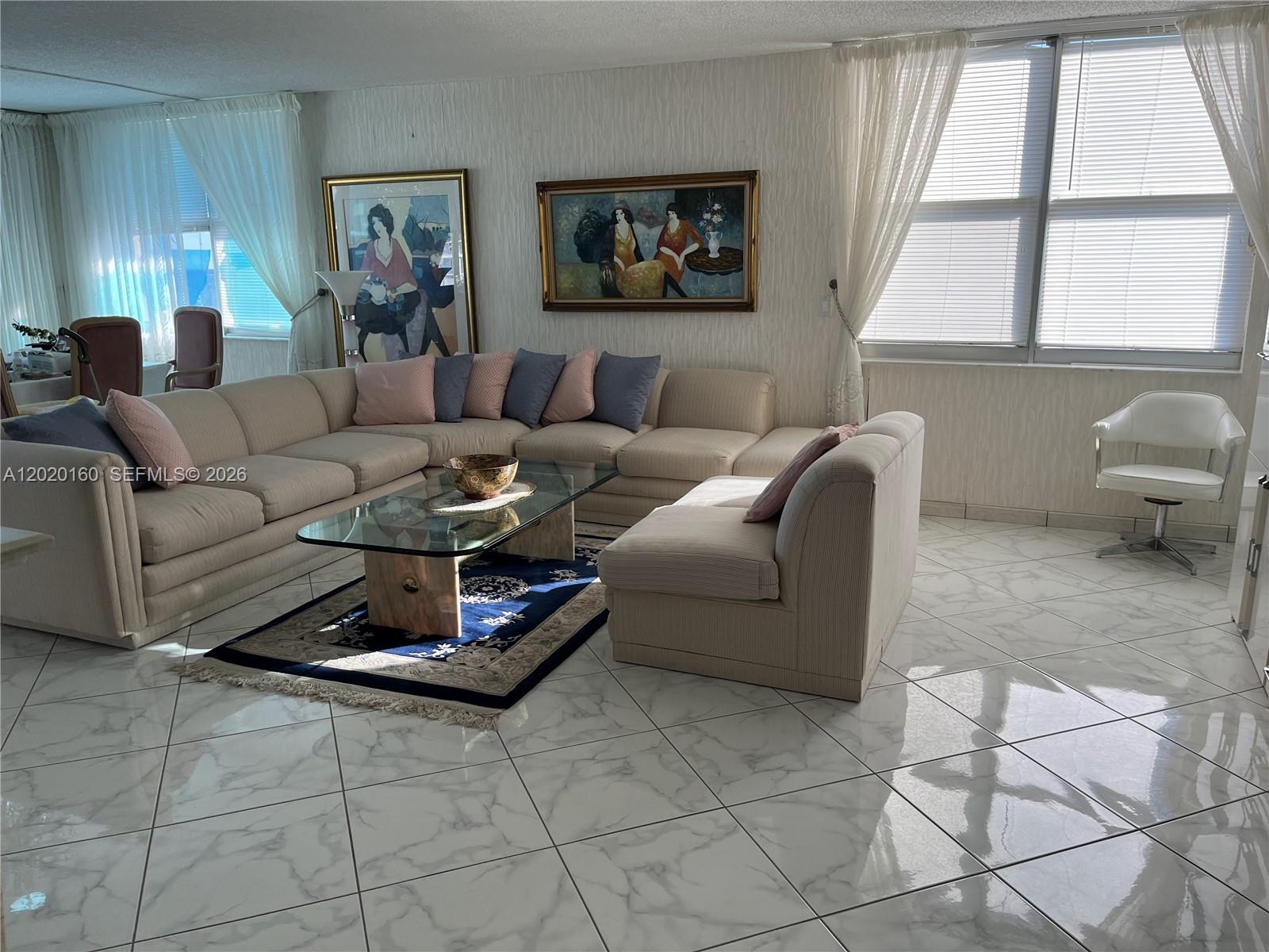 MALAGA TOWERS CONDO - Residential