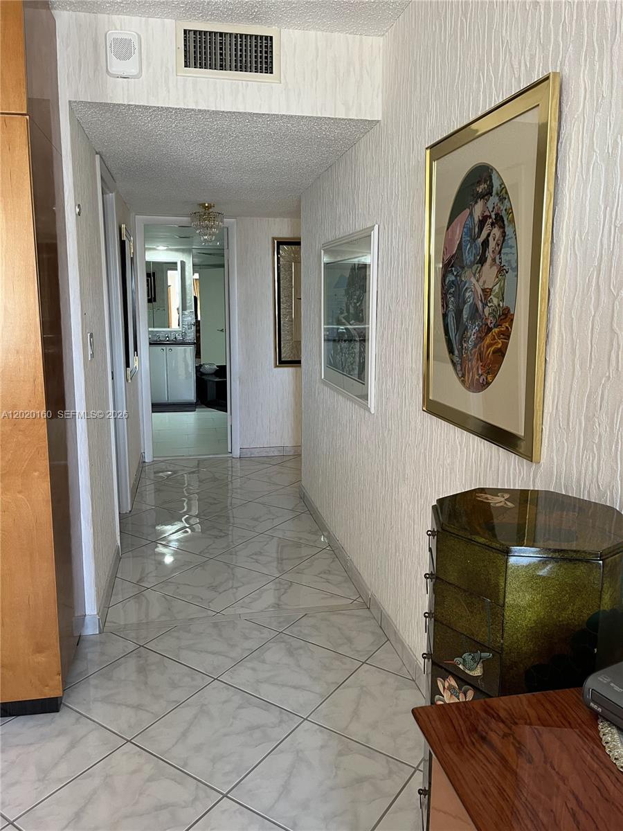 MALAGA TOWERS CONDO - Residential