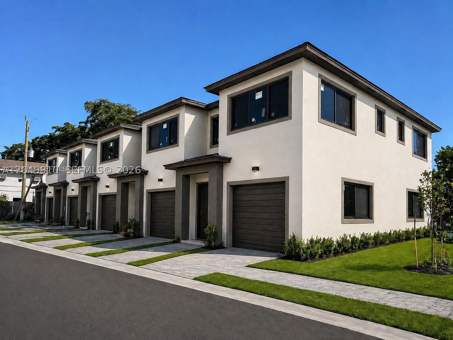 433 NW 40th Ct