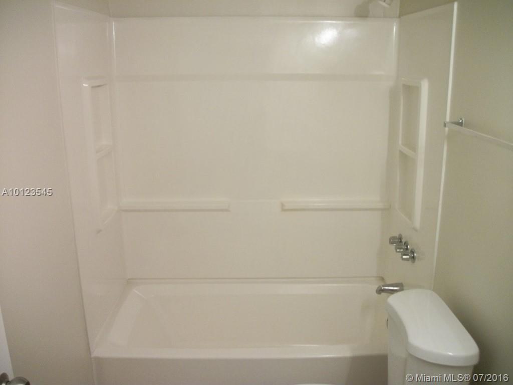 WATERVIEW CONDO - Residential Lease