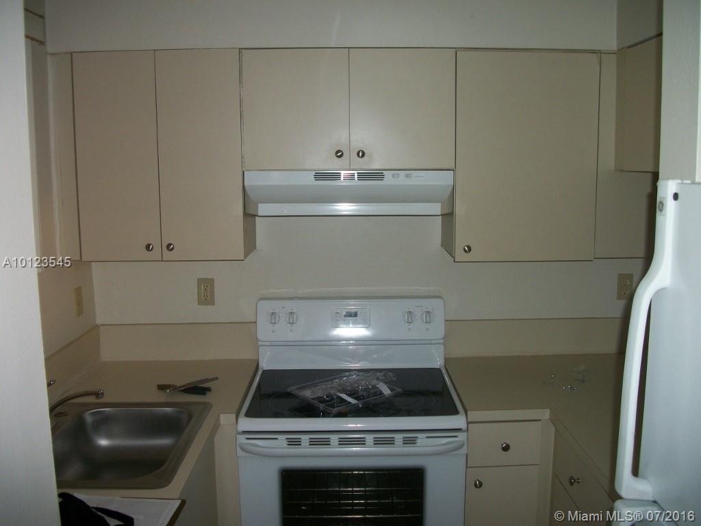 WATERVIEW CONDO - Residential Lease
