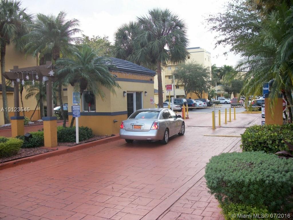 WATERVIEW CONDO - Residential Lease