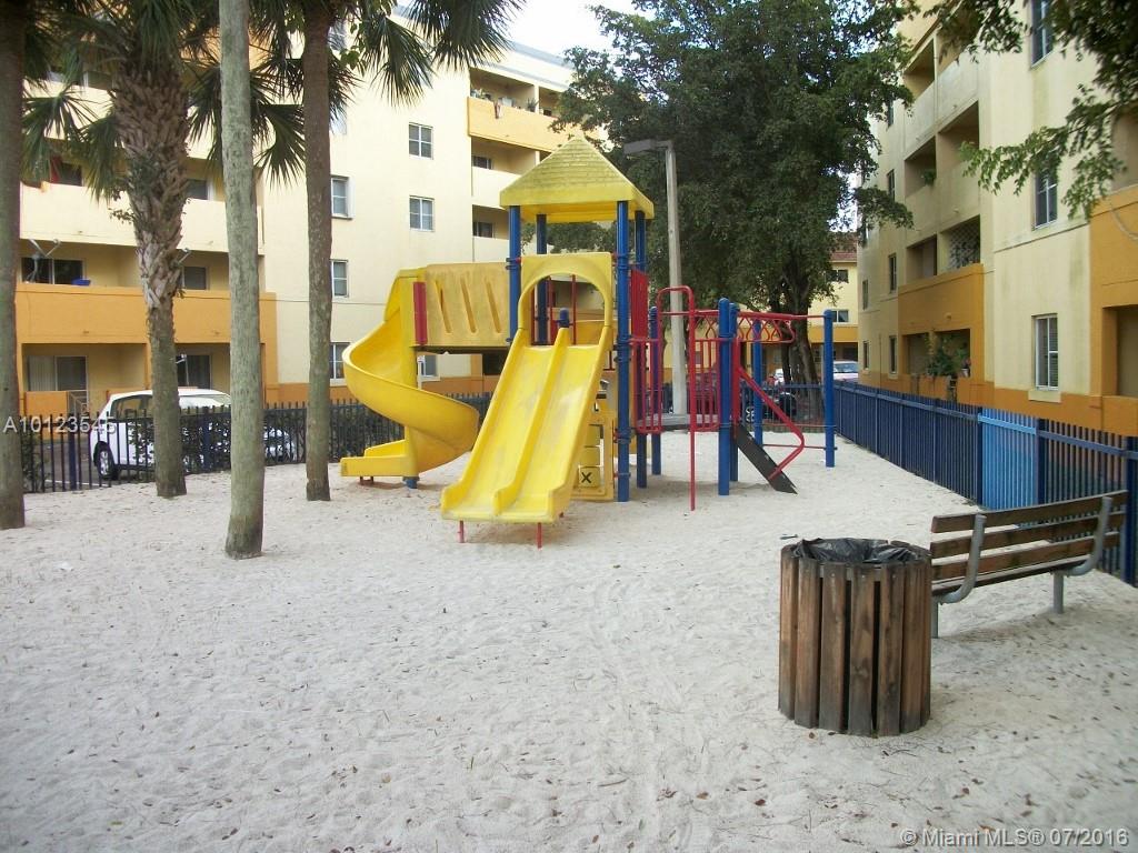 WATERVIEW CONDO - Residential Lease