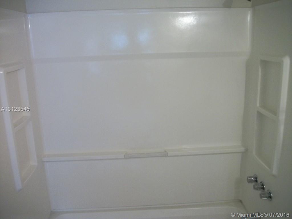 WATERVIEW CONDO - Residential Lease