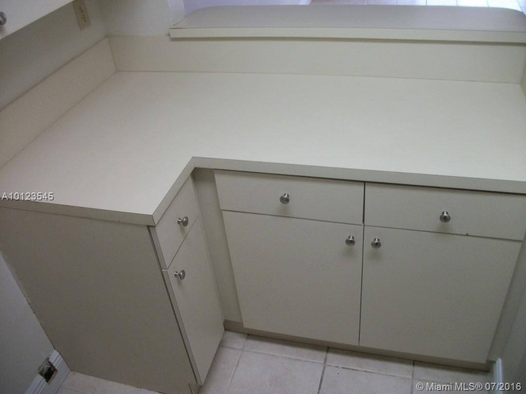 WATERVIEW CONDO - Residential Lease