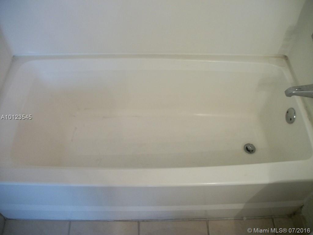 WATERVIEW CONDO - Residential Lease