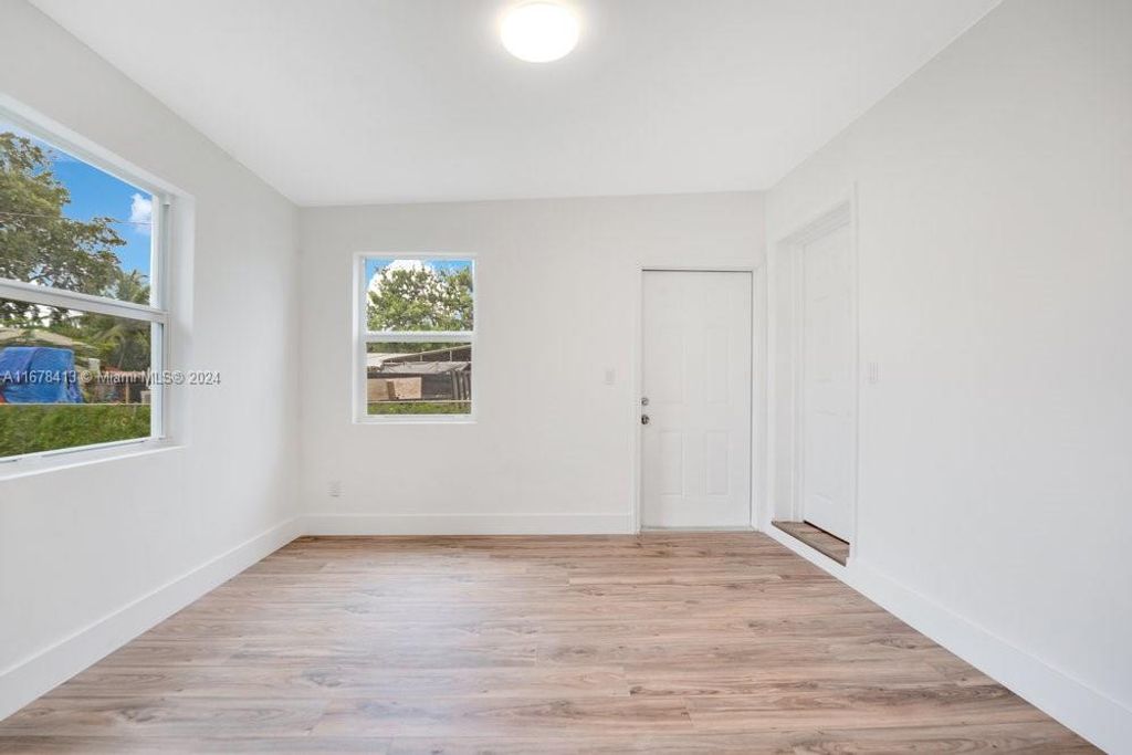 Photo of 2434 Coolidge St #F, Hollywood, FL 33020 (MLS # A11678413)