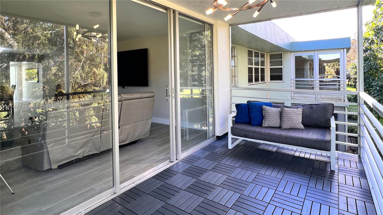 PALM-AIRE C C APTS 126 CO - Residential