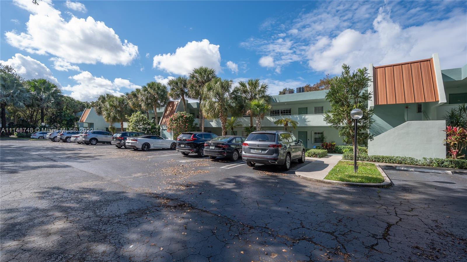 PALM-AIRE C C APTS 126 CO - Residential