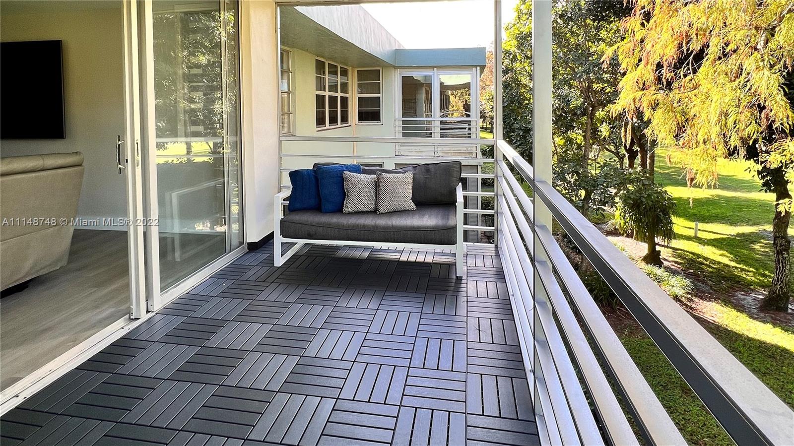 PALM-AIRE C C APTS 126 CO - Residential