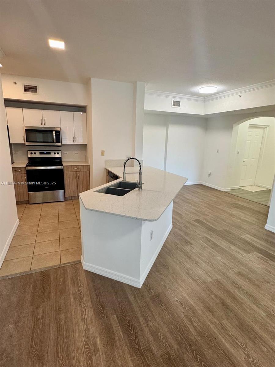 THE WAVERLY AT SURFSIDE B - Residential