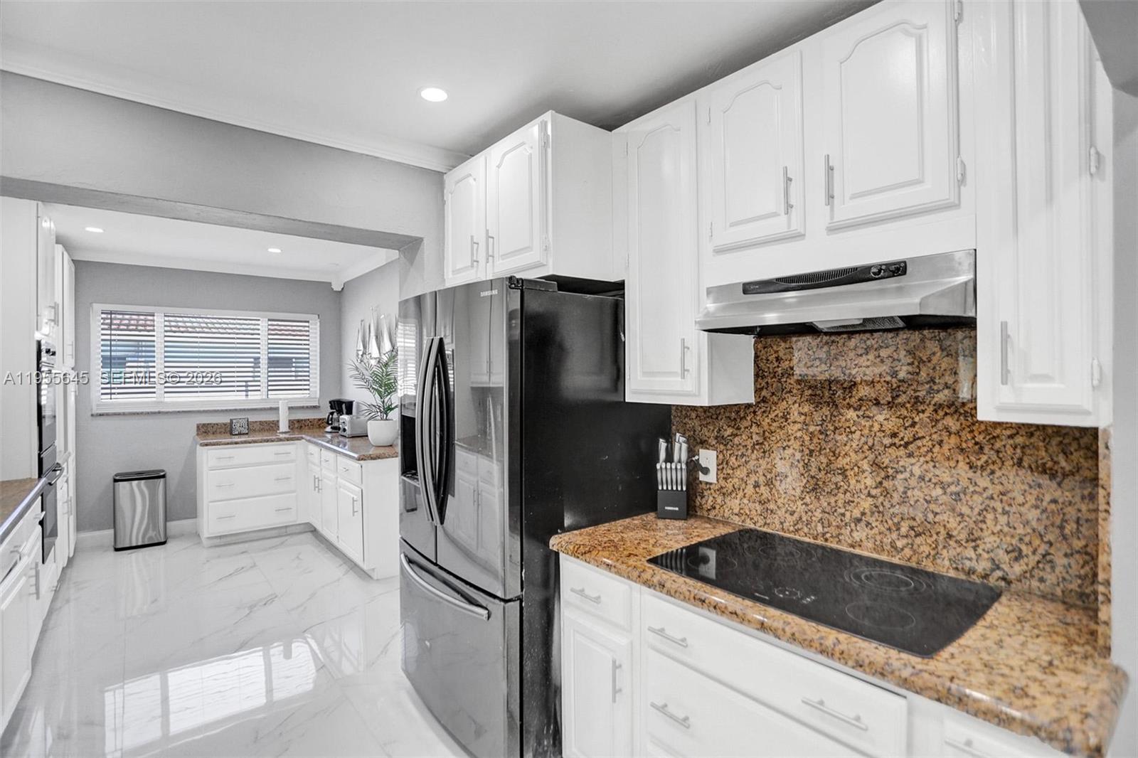 HILLSBORO ISLES - Residential