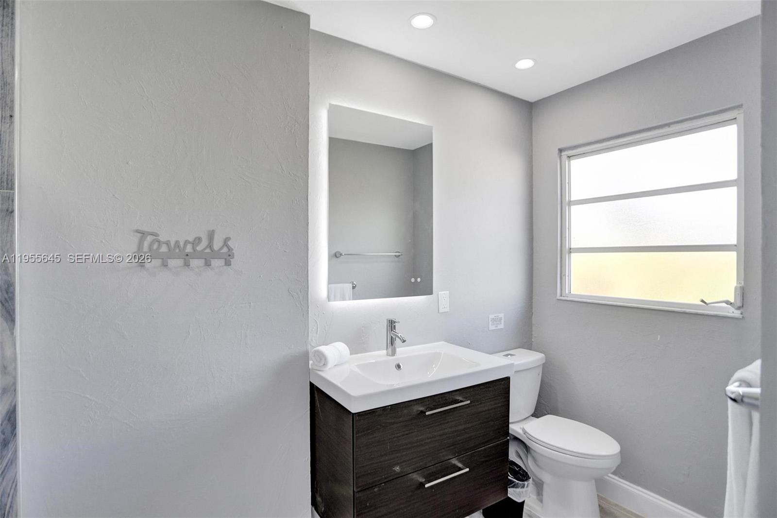 HILLSBORO ISLES - Residential