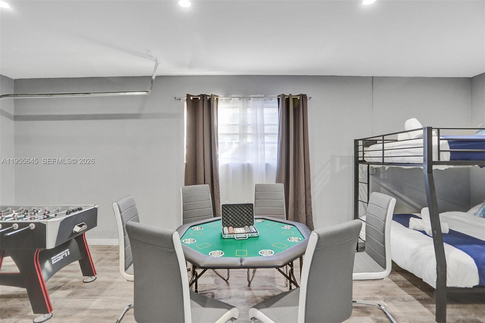 HILLSBORO ISLES - Residential