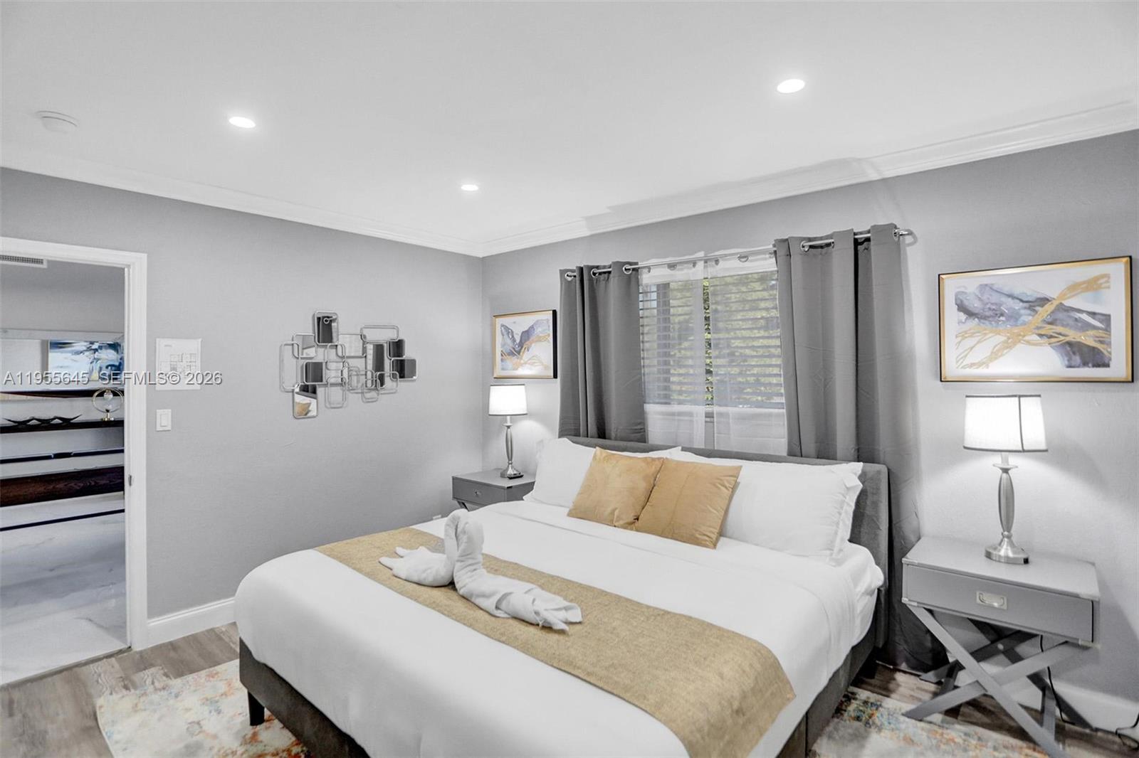 HILLSBORO ISLES - Residential