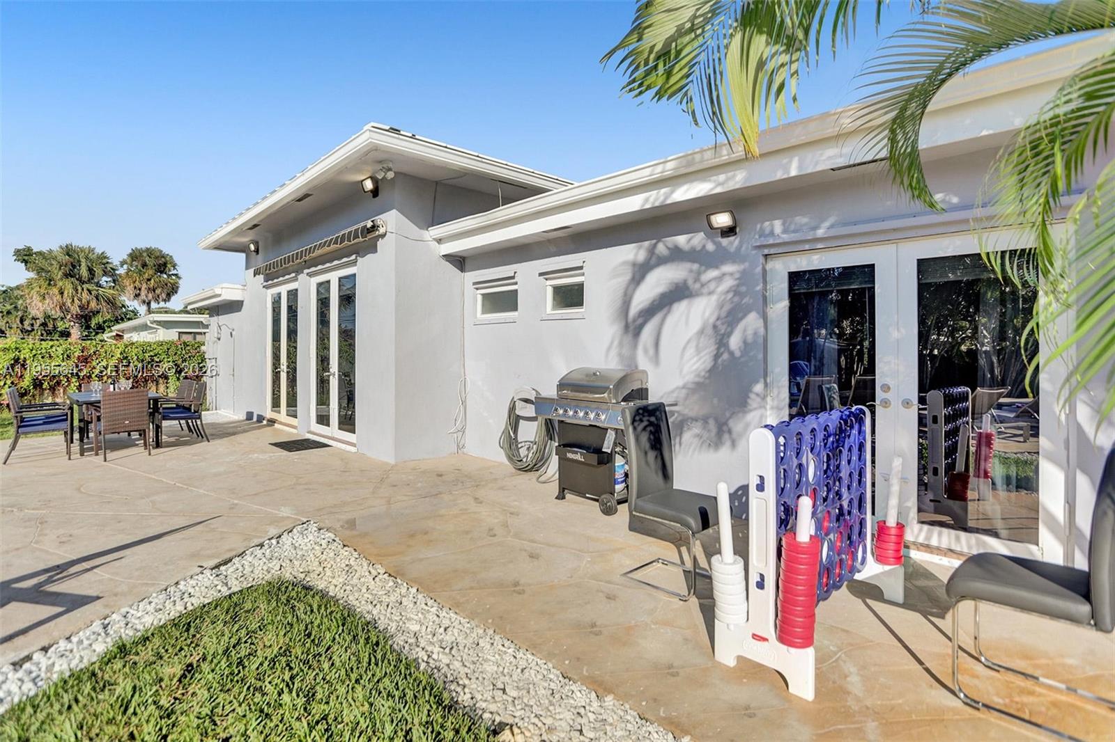 HILLSBORO ISLES - Residential