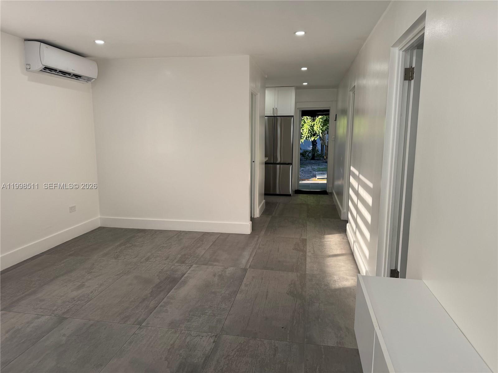 HIALEAH 13TH ADDN AMD PL - Residential Lease