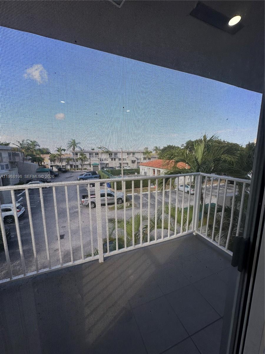 SUNRISE AT SUNSET VIEW CO - Residential Lease