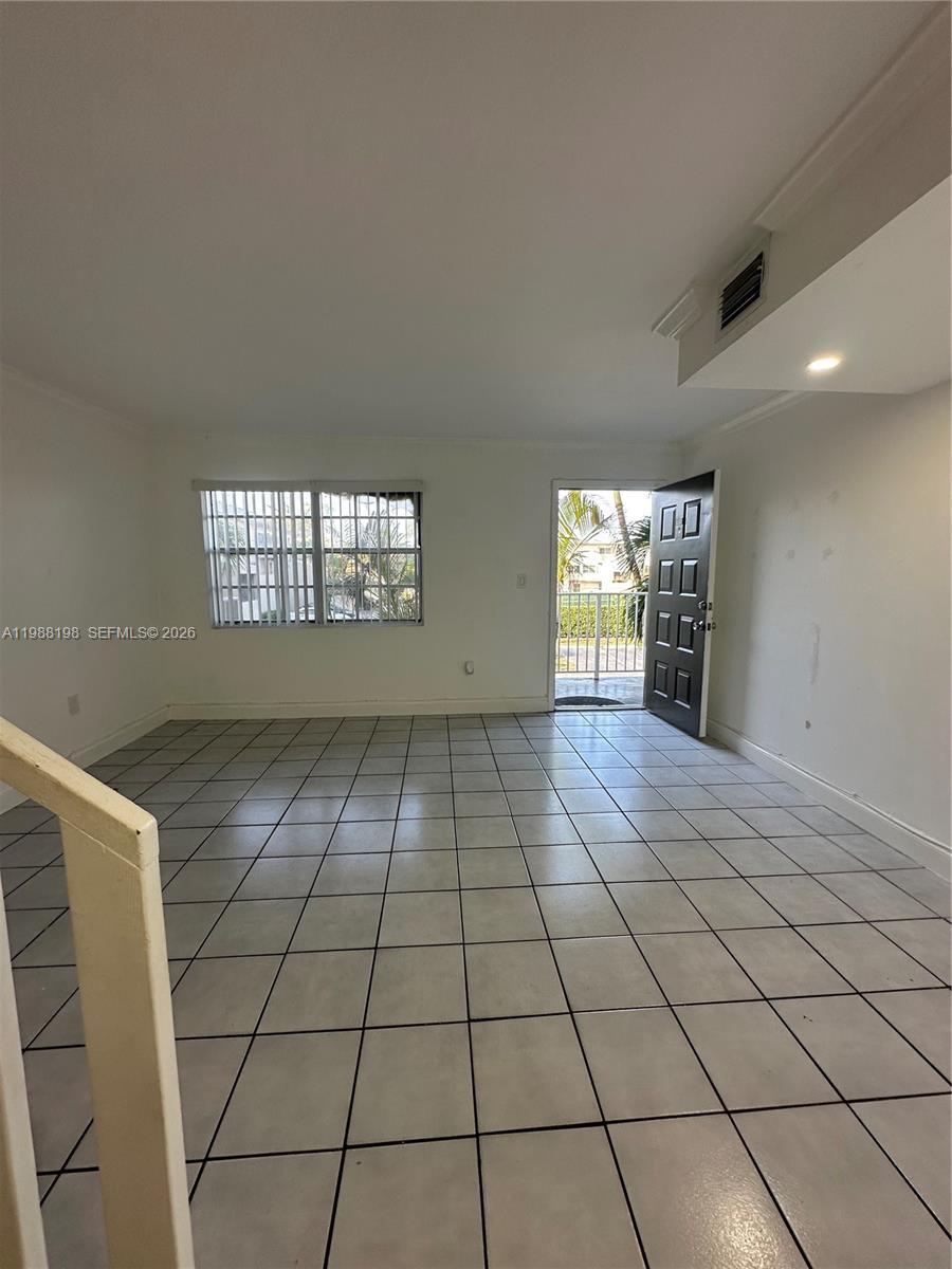 SUNRISE AT SUNSET VIEW CO - Residential Lease