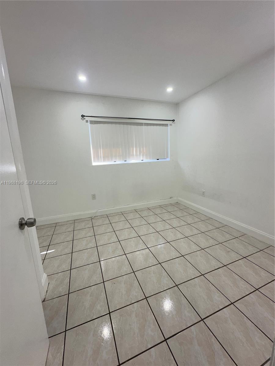 SUNRISE AT SUNSET VIEW CO - Residential Lease