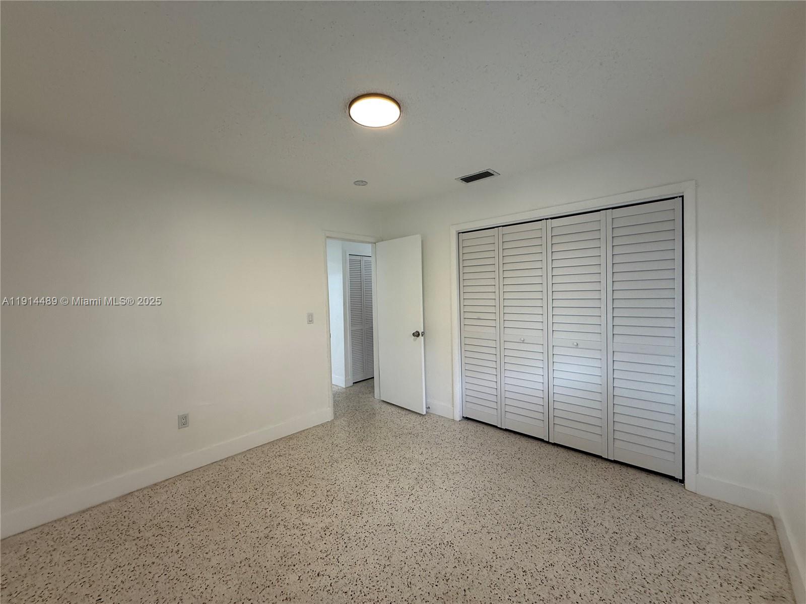 MELROSE HEIGHTS 3RD ADDN - Residential Lease