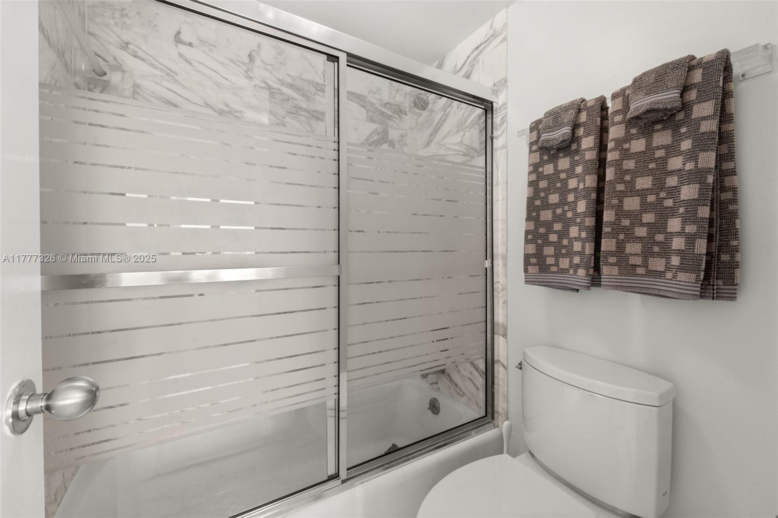 NINE ISLAND AVENUE CONDO - Residential
