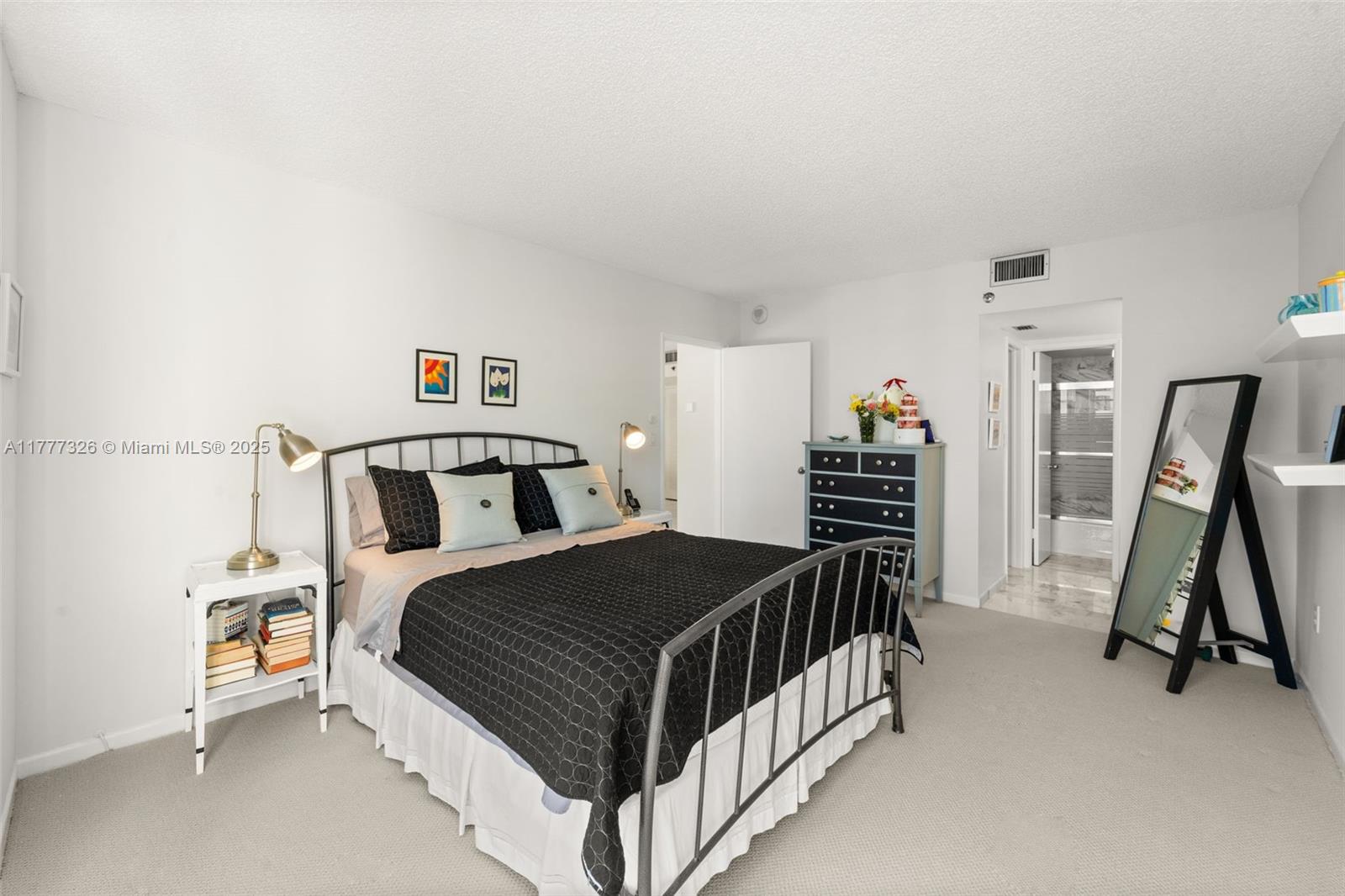 NINE ISLAND AVENUE CONDO - Residential