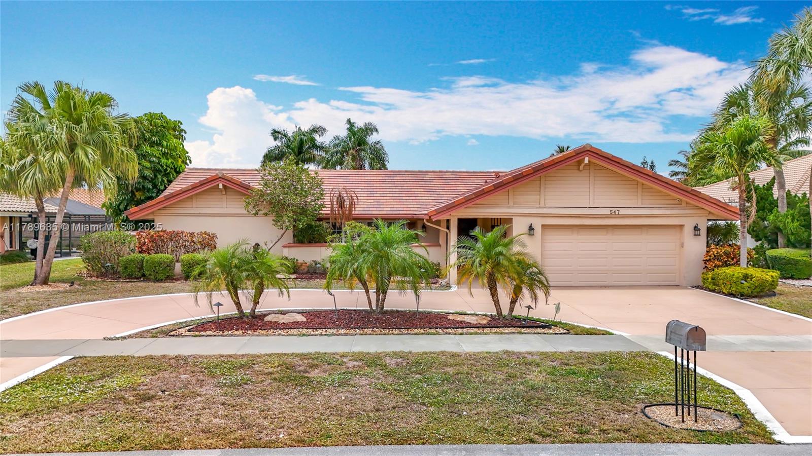 Property for Sale at 547 Deer Creek Run, Deerfield Beach, Broward County, Florida - Bedrooms: 3 
Bathrooms: 2  - $975,000