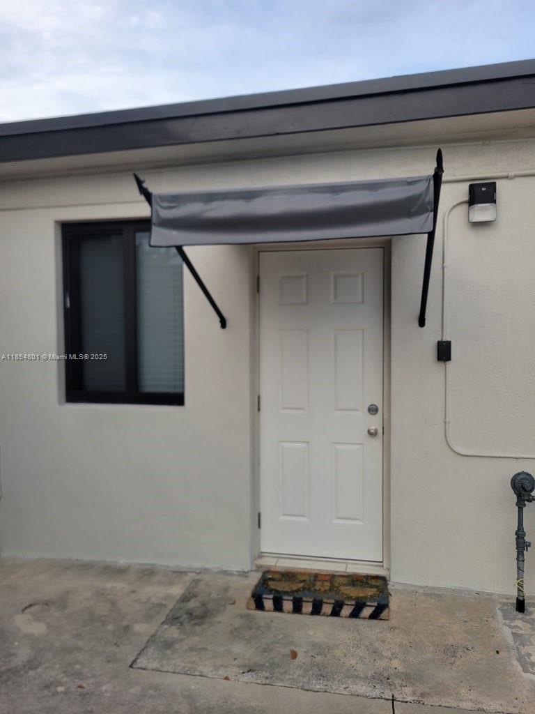 Please contact Realtor for showing instructions.