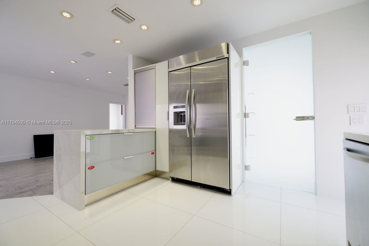 HIGHLAND GARDENS FOURTH A - Residential