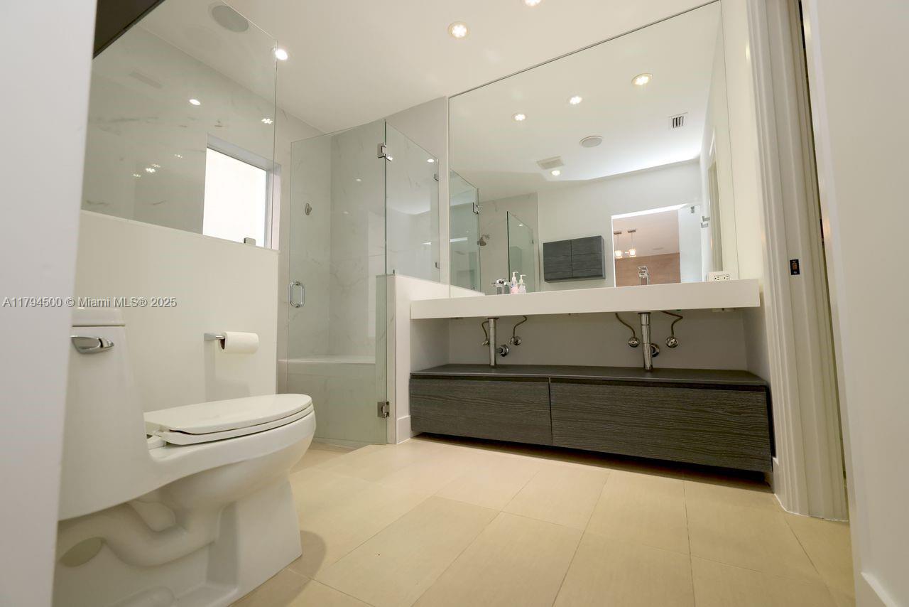 HIGHLAND GARDENS FOURTH A - Residential