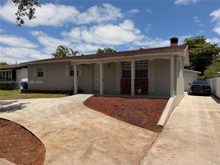 FRESHLY REMODELED 4/3 IN BEAUTIFUL HOLLYWOOD. THIS PROPERTY OFFERS A LARGE DETACHED GARAGE WITH FULL APARTMENT INCLUDING BATHROOM AND KITCHEN. SET IN A HIGHLY CONVENIENT CENTRAL LOCATION, THE PROPERTY IS FULL OF POTENTIAL. THE INTERIOR FEATURES TWO WELCOMING LIVING AREA HIGHLIGHTED BY A CLASSIC FIREPLACE AND NEWLY INSTALLED DESIGNER KITCHENS. THIS HOME IS PERFECTLY POSITIONED JUST MINUTES FROM MAJOR ATTRACTIONS INCLUDING THE SEMINOLE HARD ROCK HOTEL & CASINO, FORT LAUDERDALE–HOLLYWOOD INTERNATIONAL AIRPORT, AND THE AREA’S BEAUTIFUL BEACHES.
CONTACT LISTING AGENT FOR SHOWINGS. 

Perfectly positioned just minutes from top destinations like the Seminole Hard Rock Hotel & Casino, Fort Lauderdale–Hollywood International Airport, and the stunning nearby beaches, this property combines comfort, location, and opportunity.