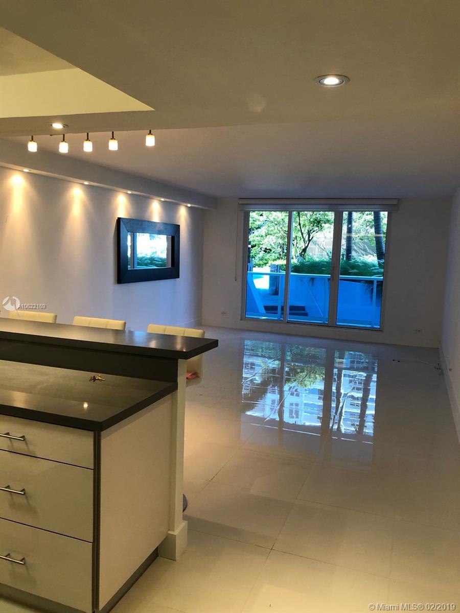 RONEY PALACE CONDO - Residential Lease