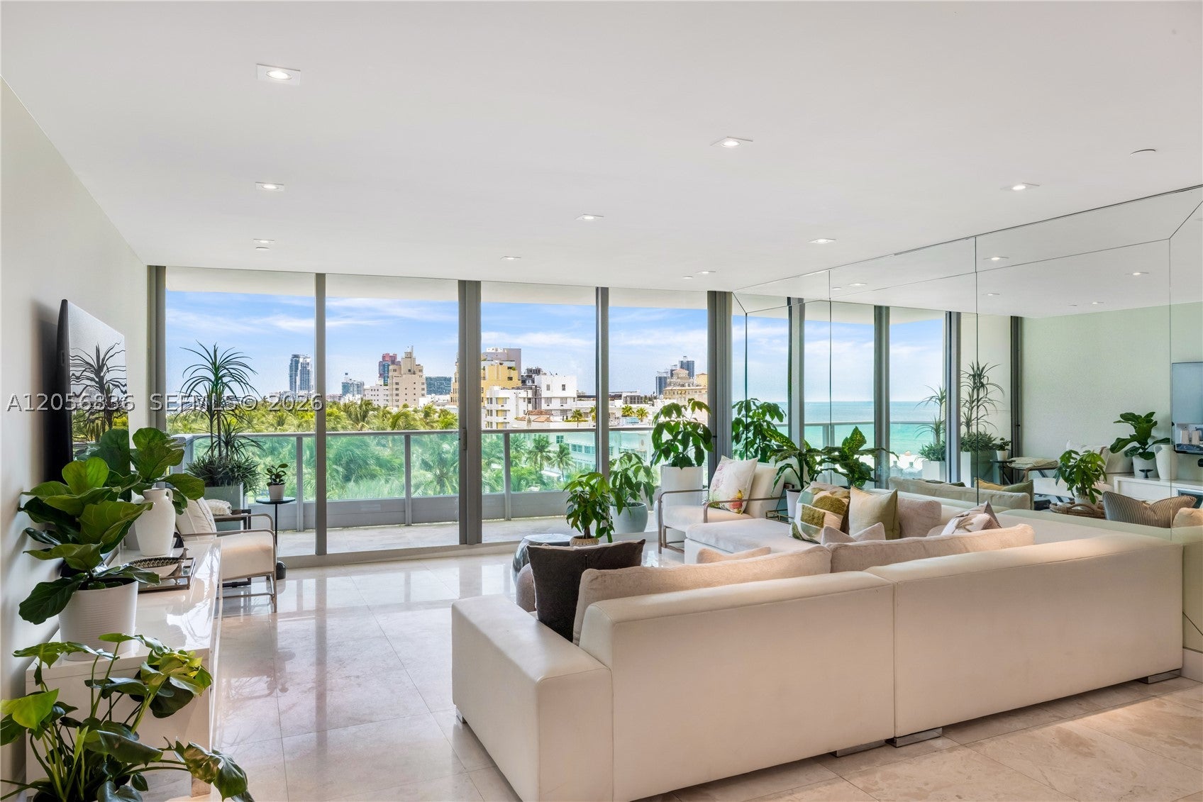 1455 Ocean Dr 703