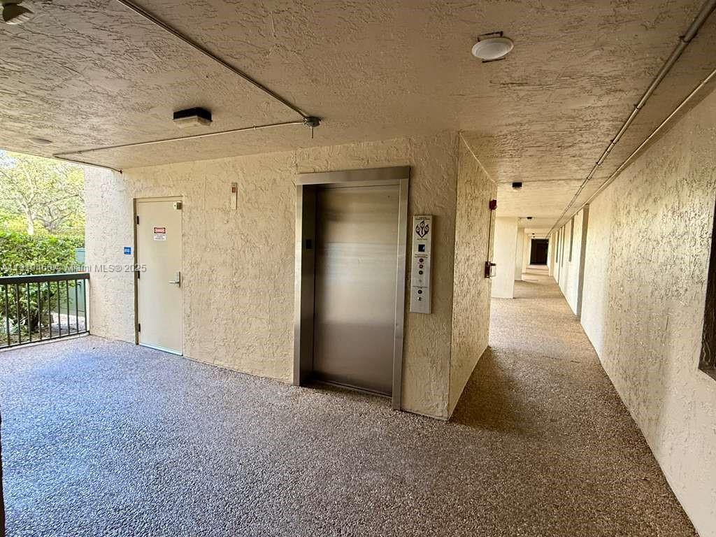 LAKES OF NEWPORT I CONDO - Residential