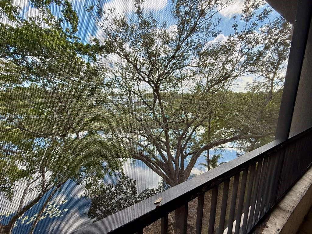 LAKES OF NEWPORT I CONDO - Residential