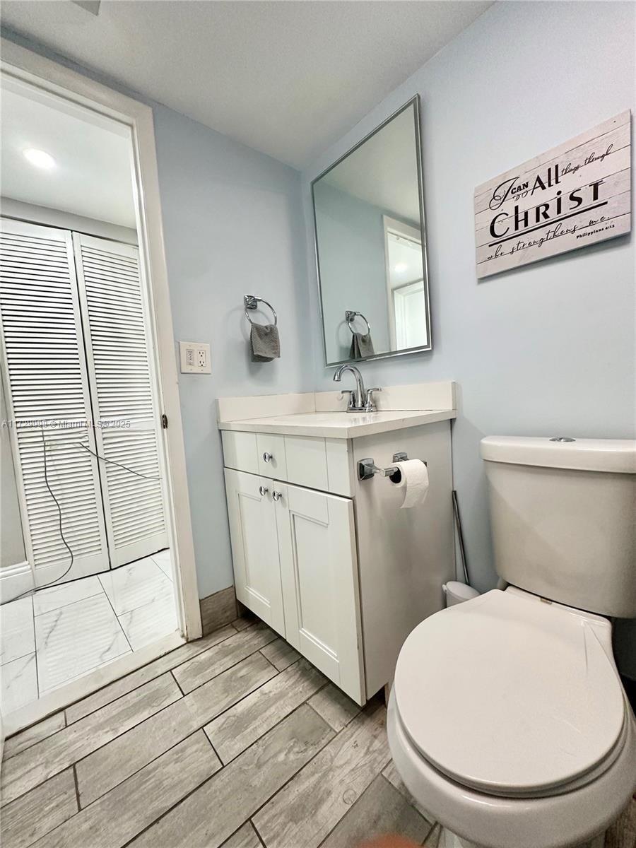 PLANTATION CLUB D CONDO - Residential