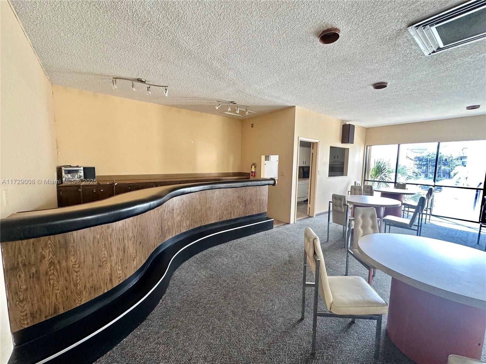PLANTATION CLUB D CONDO - Residential