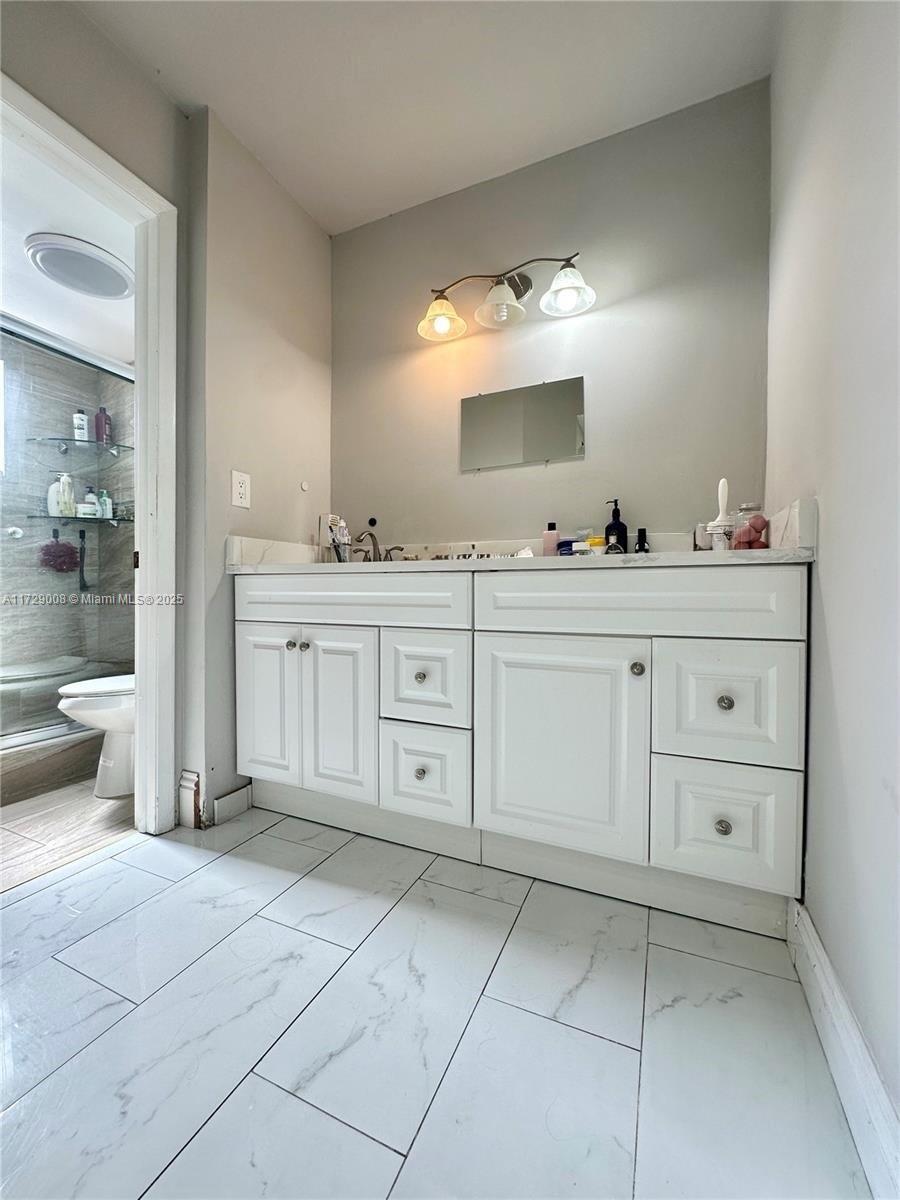 PLANTATION CLUB D CONDO - Residential