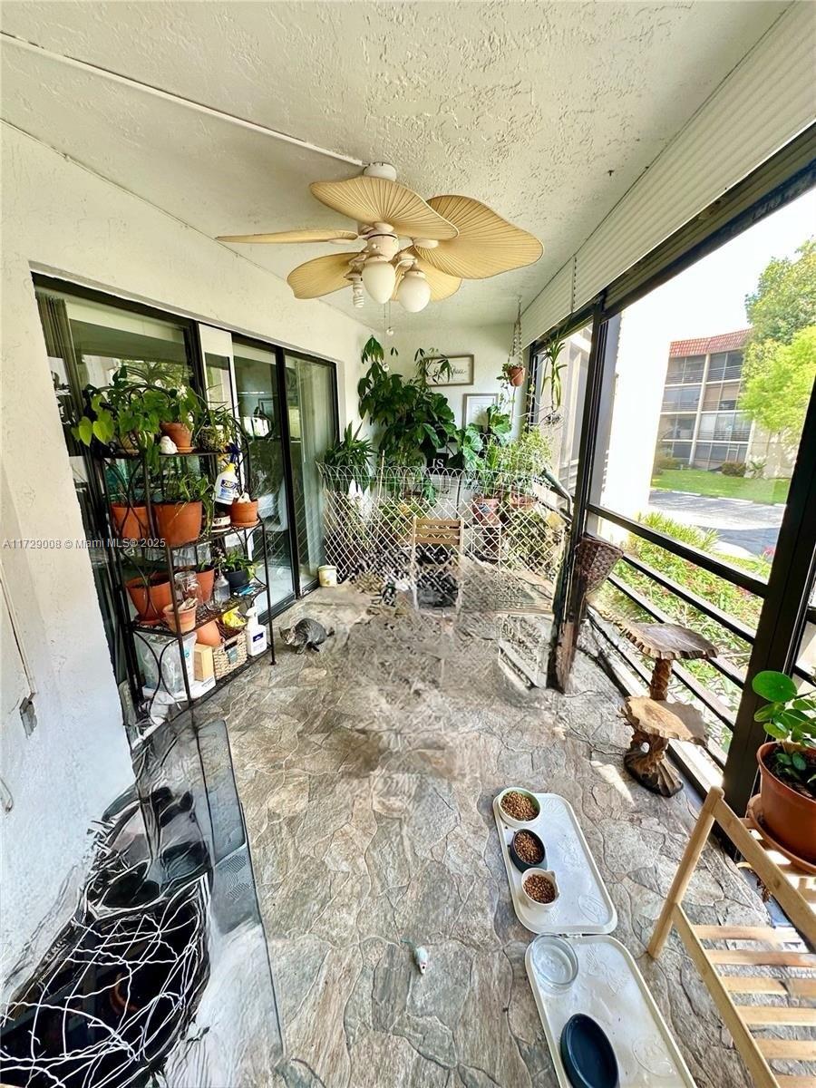 PLANTATION CLUB D CONDO - Residential