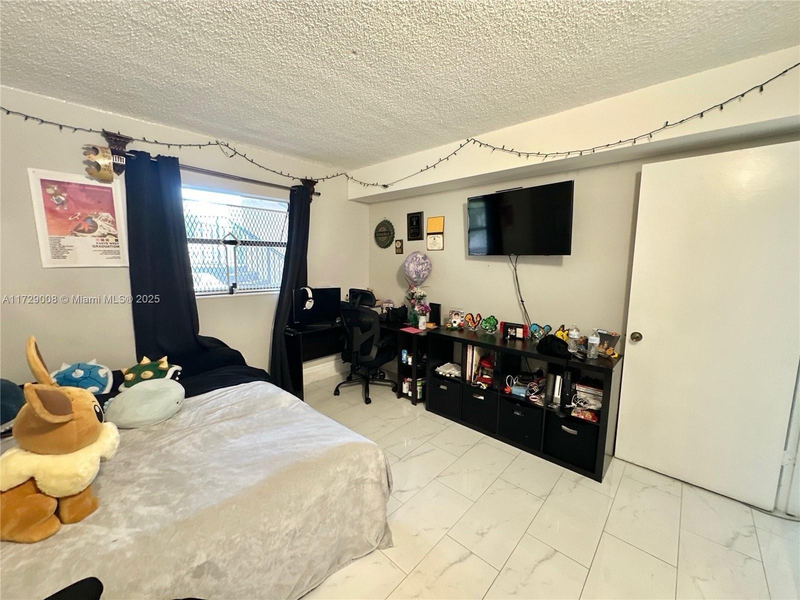 PLANTATION CLUB D CONDO - Residential